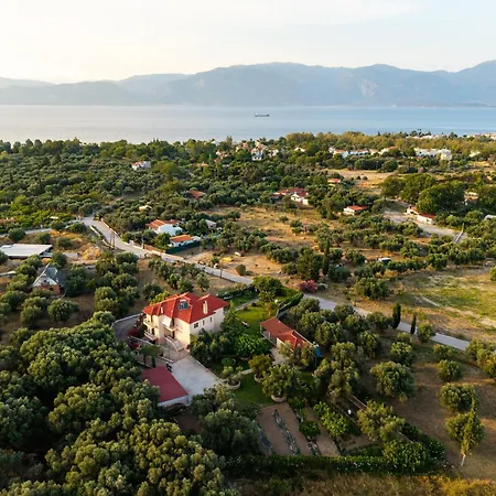 Apartmán Georgias Paradise And Garden
