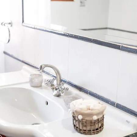 Georgias Paradise And Garden Kamares (Achaia)