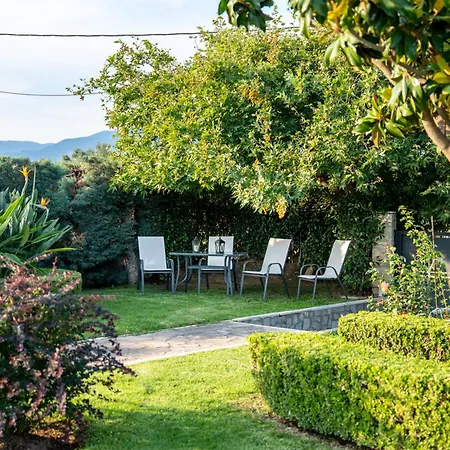 Apartmán Georgias Paradise And Garden