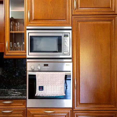 Georgias Paradise And Garden Appartamento