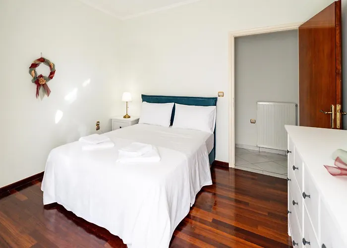 Georgias Paradise And Garden Kamares (Achaia)