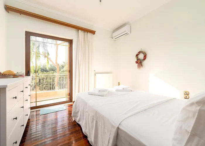 아파트 Georgias Paradise And Garden Kamares (Achaia)