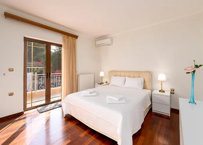 Georgias Paradise And Garden