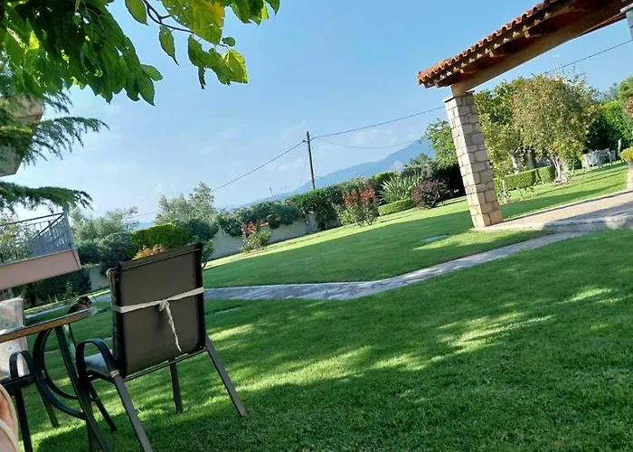 Georgias Paradise And Garden *